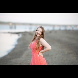 Meet your Posher, Alexis